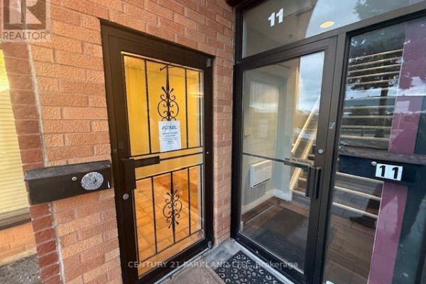 11b - 400 Creditstone Road, Vaughan, ON L4K3Z3 Photo 3