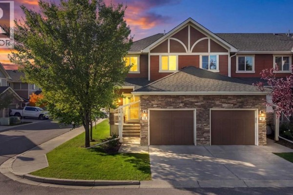 Living room - 12, 351 Monteith Drive Se, High River, AB T1V0E9 Photo 2