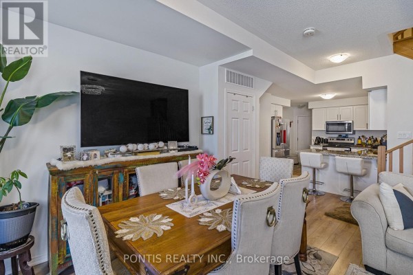 Bedroom 2 - 12 - 20 Woodstream Drive, Toronto, ON M9W0G1 Photo 5
