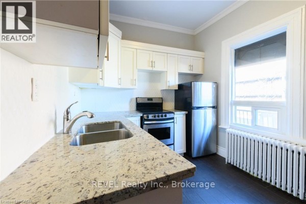 12 - 471.5 King Street E, Hamilton, ON L8N1C7 Photo 4