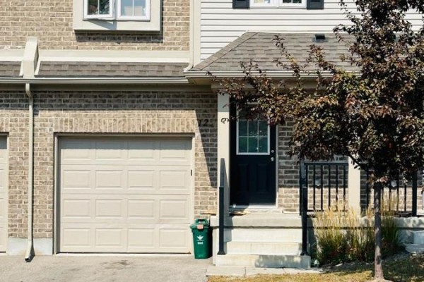 12 - 50 Pinnacle Drive, Kitchener, ON, photo 2