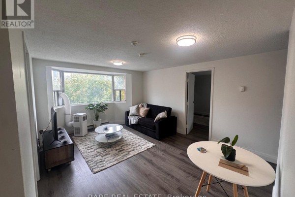 Bedroom - 12 - 99 Bellevue Avenue, Toronto, ON M5T2N8 Photo 2