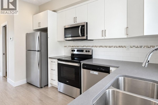 Kitchen - 12 1027 College St, Duncan, BC V9L2E8 Photo 5