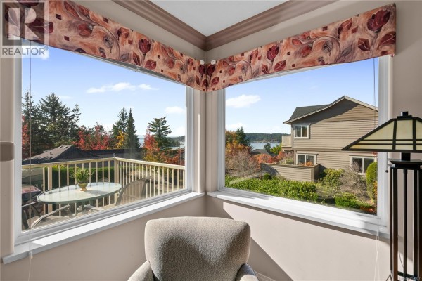 Porch - 12 118 Aldersmith Pl, View Royal, BC V9A7M9 Photo 5