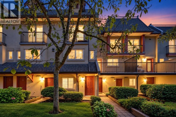12 1561 Booth Avenue, Coquitlam
