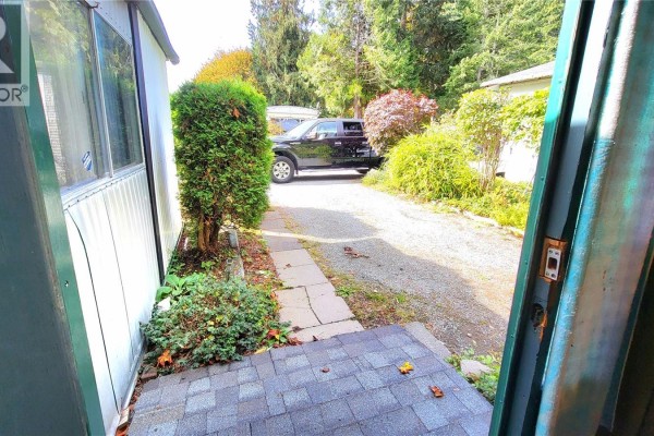 Eating area - 12 1655 Alberni Hwy, Port Alberni, BC V9Y8G8 Photo 5