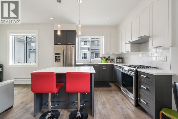 12 189 Wood Street, New Westminster, BC V3M0L7 Photo 3