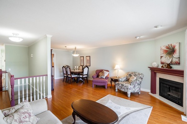 12 32615 Murray Avenue, Abbotsford, BC V2T4T8 Photo 3