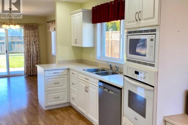 12-4897 Ontario Ave, Powell River, BC V8A5T7 Photo 5