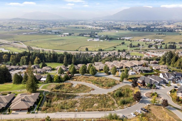 12 51076 Falls Court, Eastern Hillsides, Chilliwack, BC V4Z1K7 Photo 5