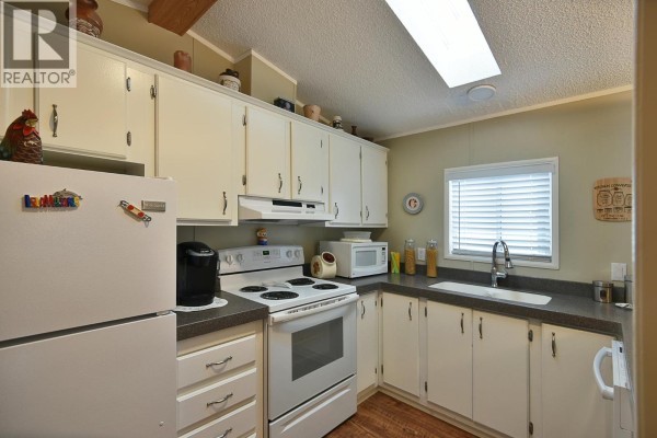 12 5575 Mason Road, Sechelt, BC V7Z0K9 Photo 4
