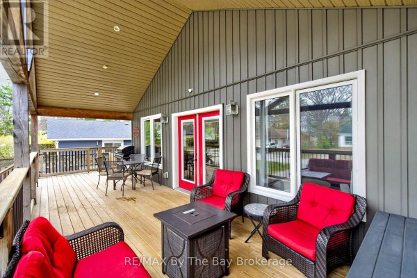 Dining room - 12 5th Lane, Wasaga Beach, ON L9Z2E9 Photo 5