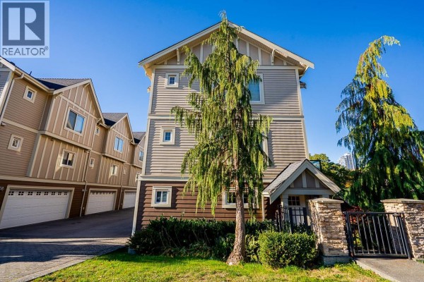 12 7489 16th Street, Burnaby, BC V3N0C5 Photo 3