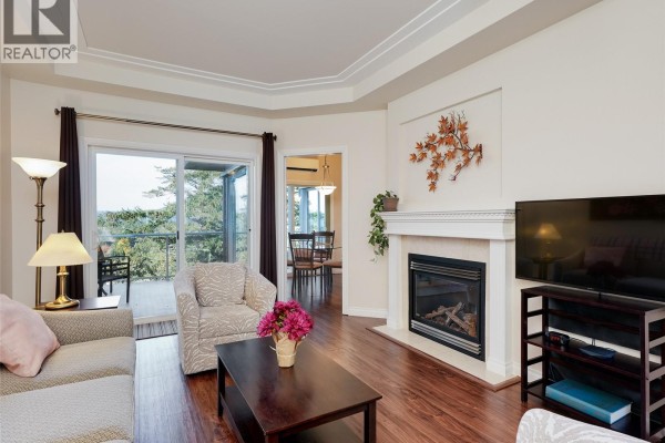 Balcony - 12 934 Boulderwood Rise, Saanich, BC V8Y3H5 Photo 2