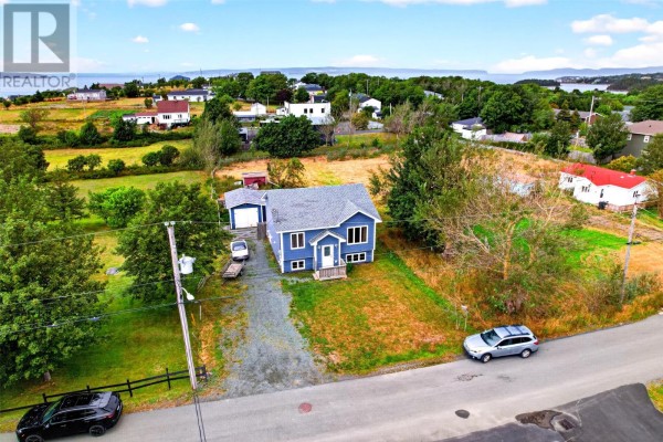 12 Baird Lane, Conception Bay South, NL, photo 3