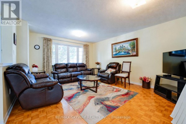 Bedroom - 12 Barrier Reef Lane, Brampton, ON L6R2A4 Photo 5