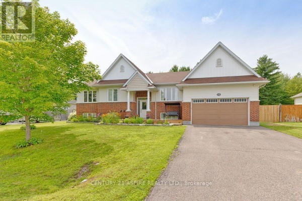 12 Bedard Boulevard, Petawawa, ON K8H0B7 Photo 2