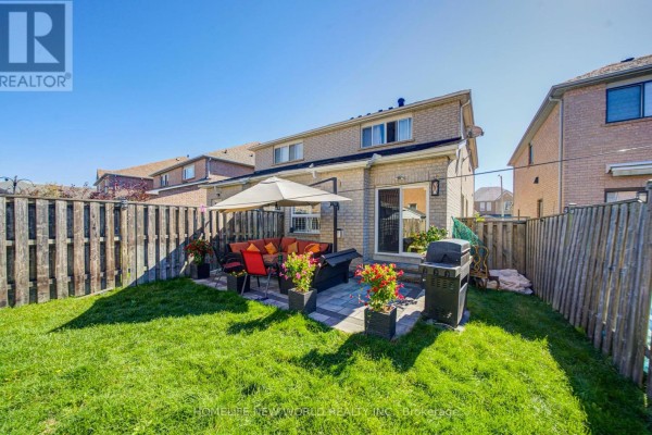 12 Belvia Drive, Vaughan, ON L4K5J7 Photo 5