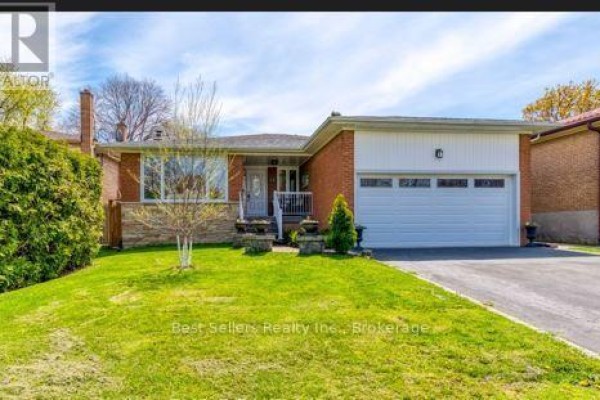 12 Bowshelm Court, Mississauga