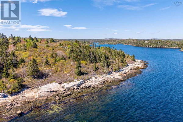 12 Branch Road, Mcgraths Cove, NS B3Z3V5 Photo 5