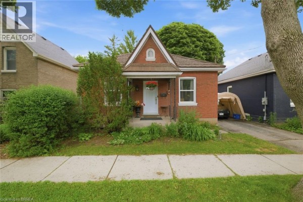 Laundry room - 12 Brunswick Street, Brantford, ON N3T1E7 Photo 2