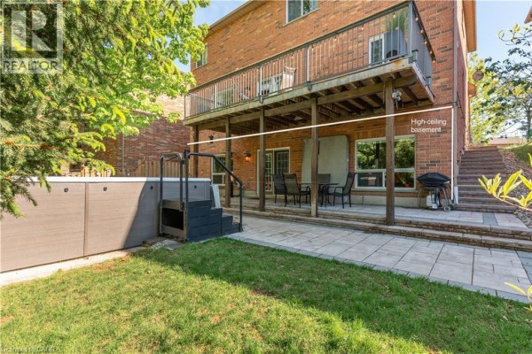 12 Buman Court, Barrie, ON, photo 3