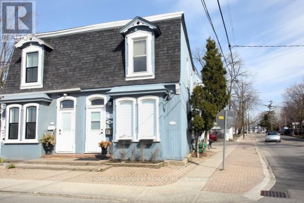 12 Centre Street, Markham, ON L3P2N8 Photo 2