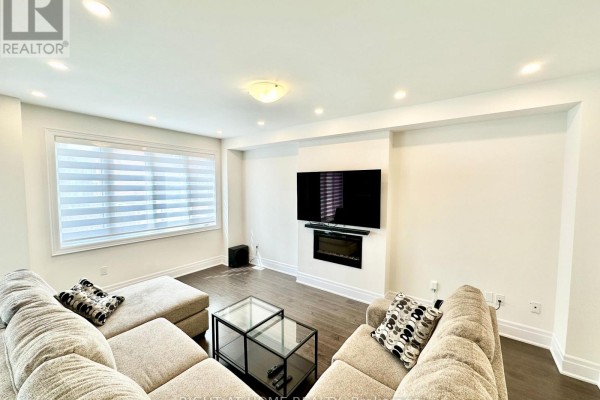 12 Coulterville Drive, Caledon, ON L7C4M2 Photo 5