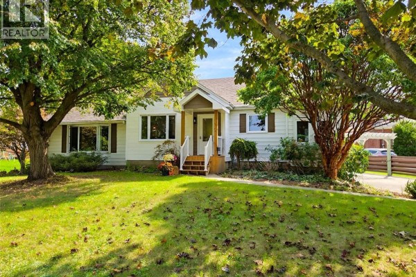 4pc Bathroom - 12 Crerar Drive, Chatham, ON N7L2P7 Photo 2