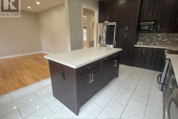 12 Cricket Mews, Toronto, ON M1X2E3 Photo 5