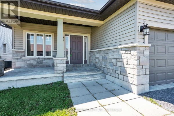 Bathroom - 12 Cypress Drive, Belleville, ON K8N0J6 Photo 2
