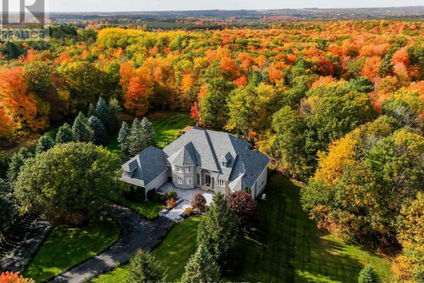 12 Deer Run, Uxbridge, ON, photo 2