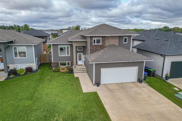 12 Derlago Drive, Brandon, MB R7B4J5 Photo 4