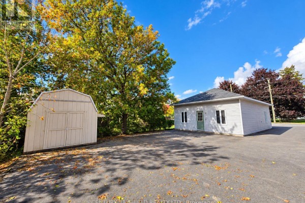 12 Duncan Street, South Glengarry, ON K0C1N0 Photo 3