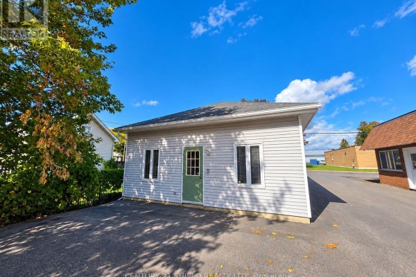 12 Duncan Street, South Glengarry, ON K0C1N0 Photo 4