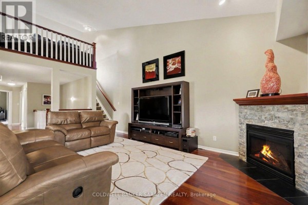 Dining room - 12 Edenvale Drive, Ottawa, ON K2K3L4 Photo 3