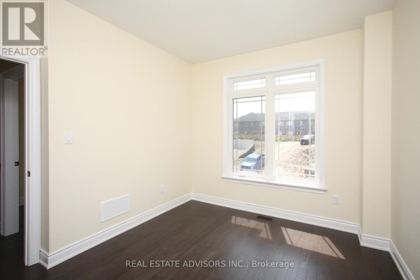 Office - 12 Elgin Court, Bradford West Gwillimbury, ON L3Z4H7 Photo 4