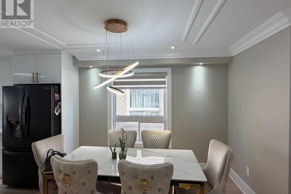Family room - 12 Ferncroft Place, Brampton, ON L7A2Z6 Photo 3