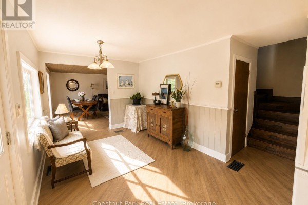 12 Ferndale Road, Muskoka Lakes, ON P0B1J0 Photo 2