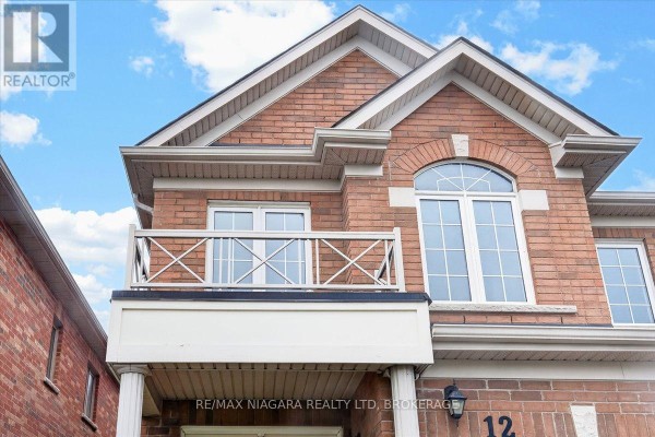 12 Fred Fisher Crescent, St  Catharines, ON, photo 3