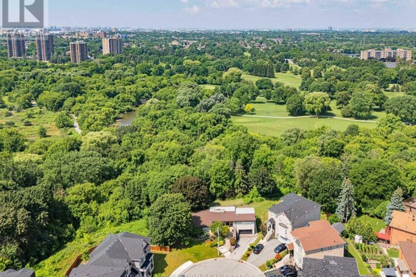12 George Mckenzie Court, Toronto, ON, photo 2