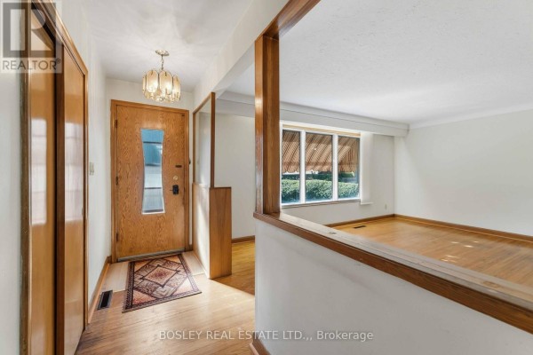 Laundry room - 12 Glenhurst Circle, St  Catharines, ON L2T1Z1 Photo 3