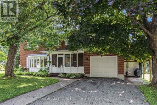 12 Glenview Crescent, Perth, ON, photo 2