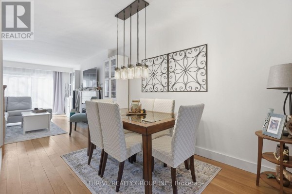 Living room - 12 Guildwood Walk, London North, ON N6H3X2 Photo 3