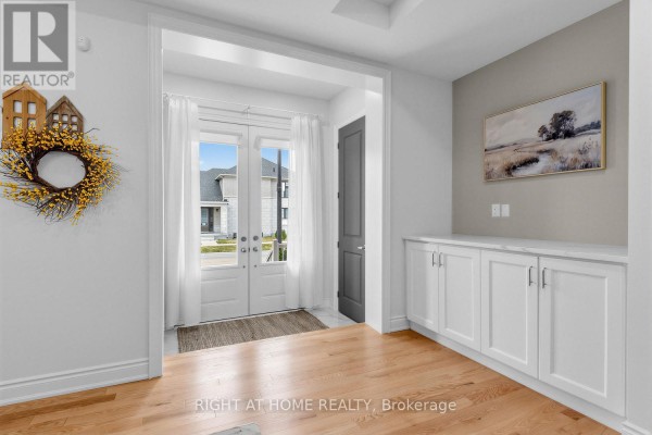 Primary Bedroom - 12 Hearthwood Gate, Whitchurch Stouffville, ON L4A4X1 Photo 5