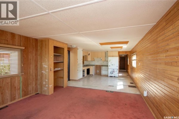 Living room - 12 Highland Avenue, Jackfish Lake, SK S0M1X0 Photo 4