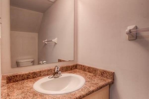 Primary Bedroom - 12 Holborn Drive Unit# A7, Kitchener, ON N2A0A4 Photo 4