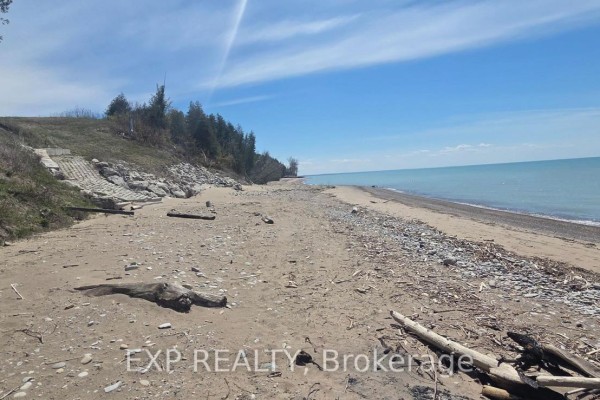 12 Irene Crescent, Bluewater, ON N0M2T0 Photo 5