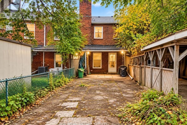 12 Khedive Avenue, Toronto, ON M6A2G2 Photo 2