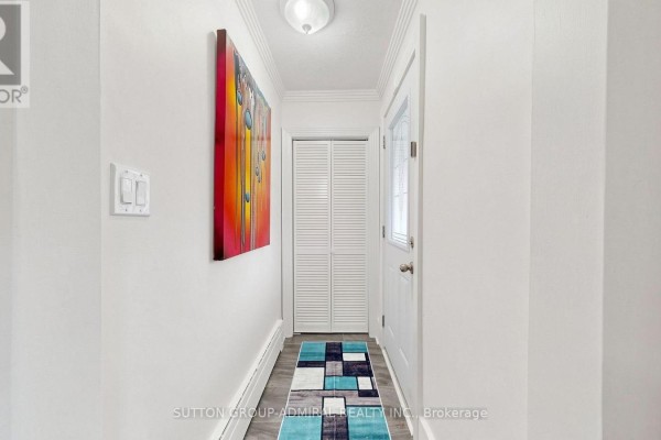 12 Laxis Avenue, Toronto, ON, photo 3